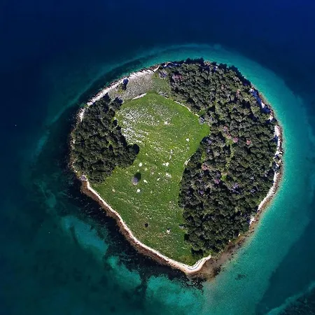 Bella Holiday home