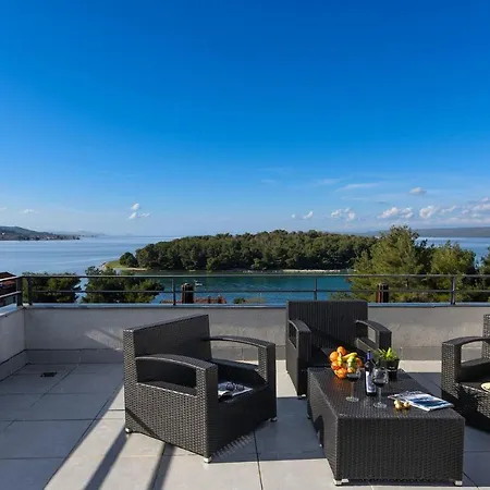Holiday home Bella *