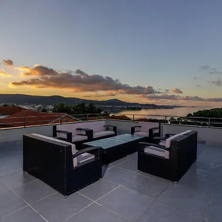 Bella Holiday home