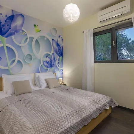 Сasa de vacaciones Bella *